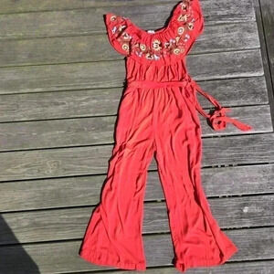 Davi & Dani Women's Floral Embroidered Off Shoulder Peasant Red Romper Sz Large